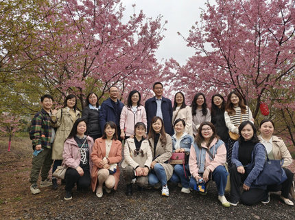 逐梦新时期  巾帼绽青春