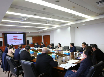 东兴证券债券业务总部与jcjc5500公海贵宾会公司互换座谈