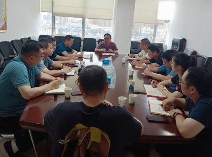 郭炳奎讲授党纪进建教育专题党课